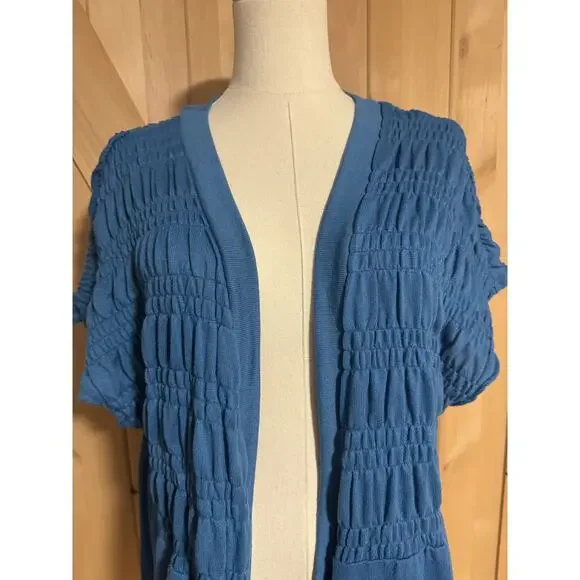 LulaRoe | Kaylin Blue Short Sleeve Smocked Cardigan NWT | Size 2XL (20-22) - Picture 5 of 9